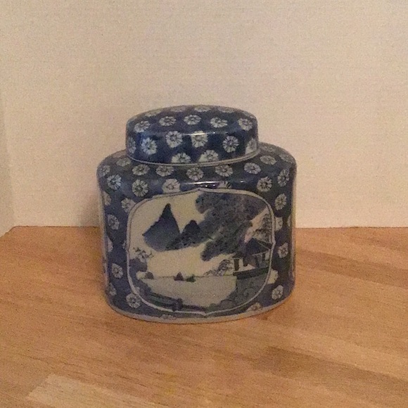 Other - Ceramic Tea Caddy Jar
